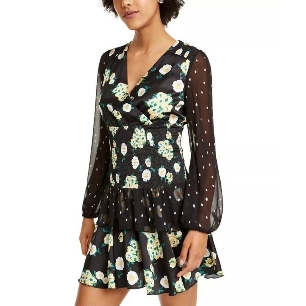 Foxiedox Floral‎ V Neck Dress Size Large NWT